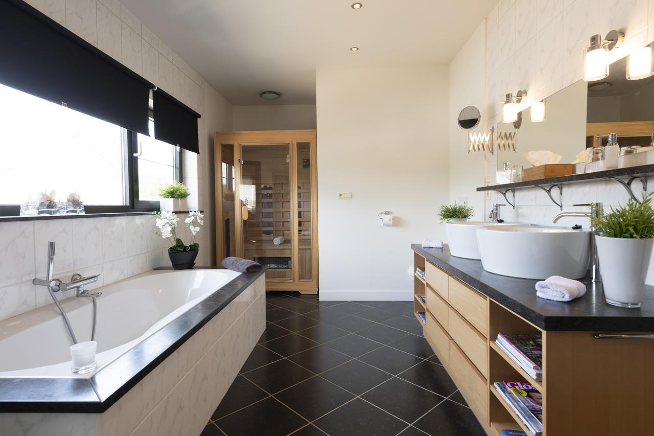B&B Montenakerhof Riemst Exteriör bild