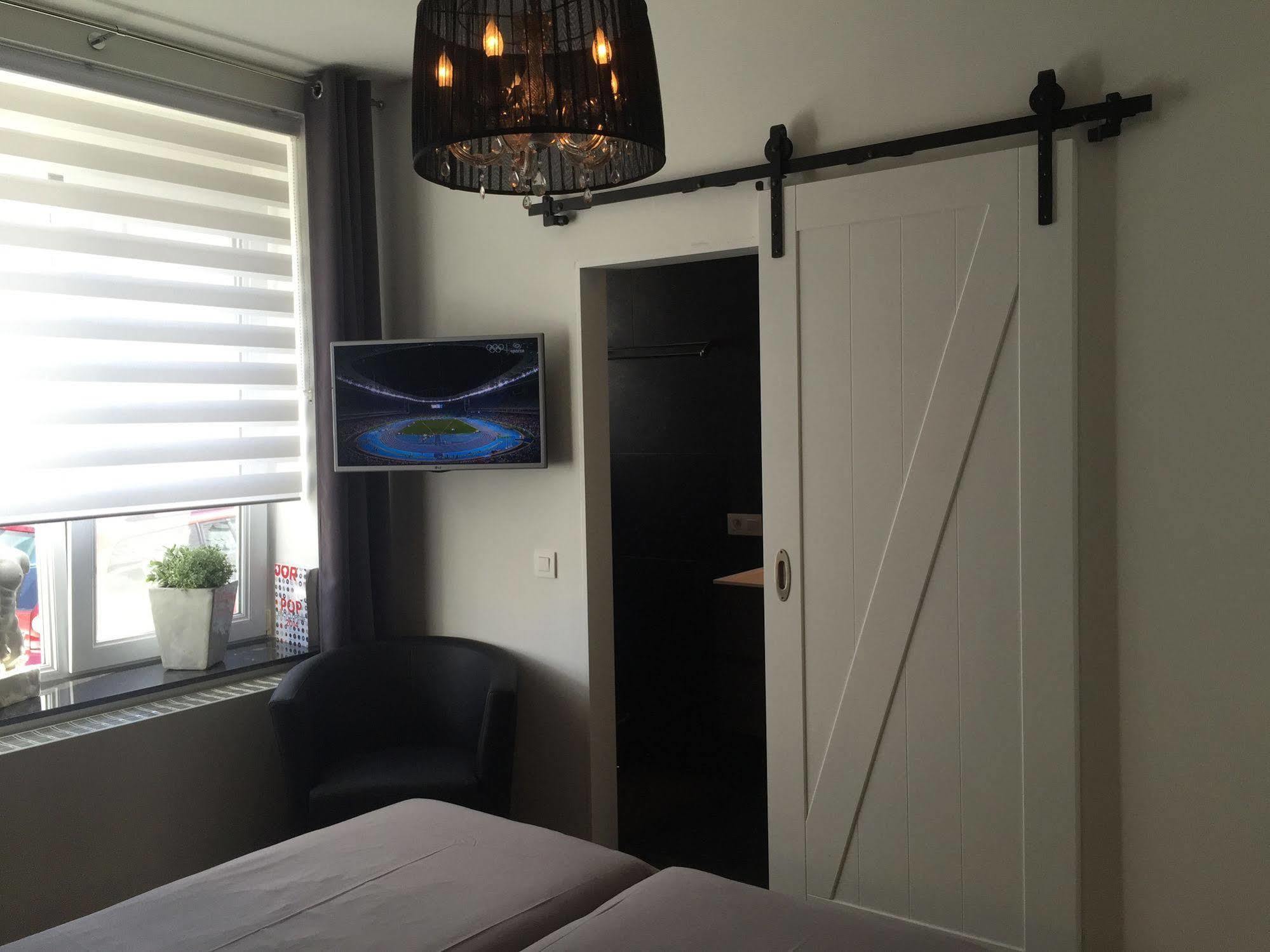 B&B Montenakerhof Riemst Exteriör bild